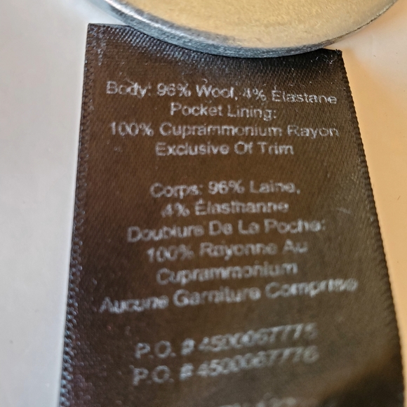 Aritzia Babaton Women's Black Lightweight Wool Cropped Dress Pants size 4 - Picture 7 of 7